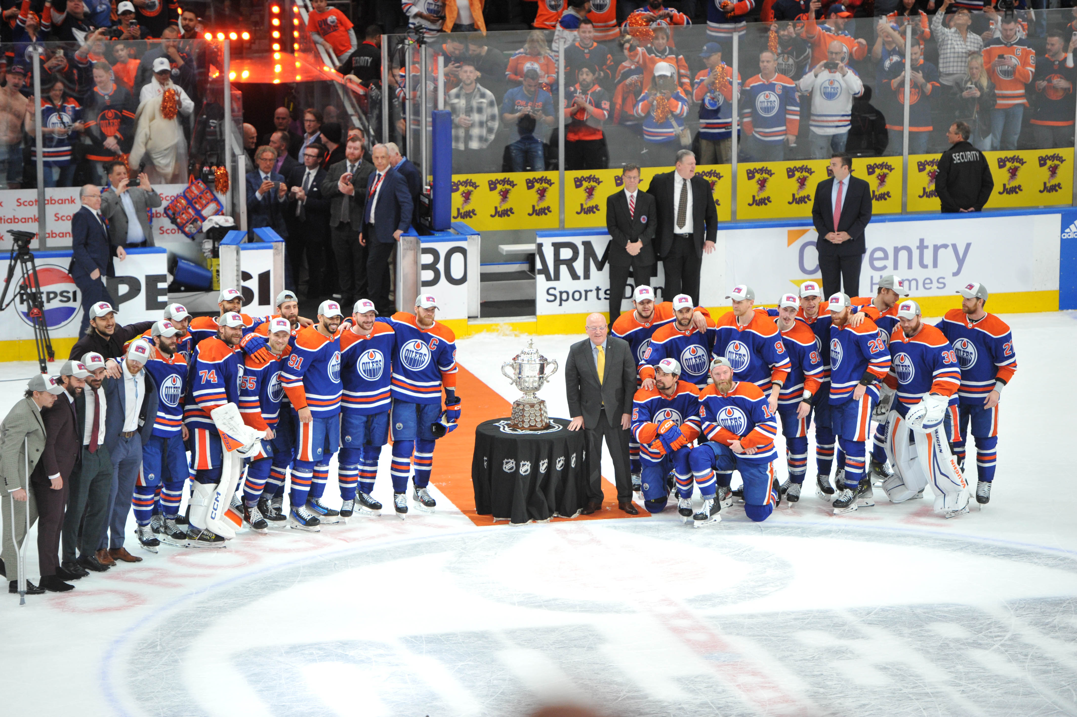 NHL: Stanley Cup Playoffs-Dallas Stars at Edmonton Oilers