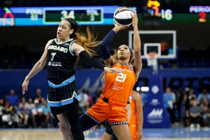 WNBA: Connecticut Sun at Chicago Sky