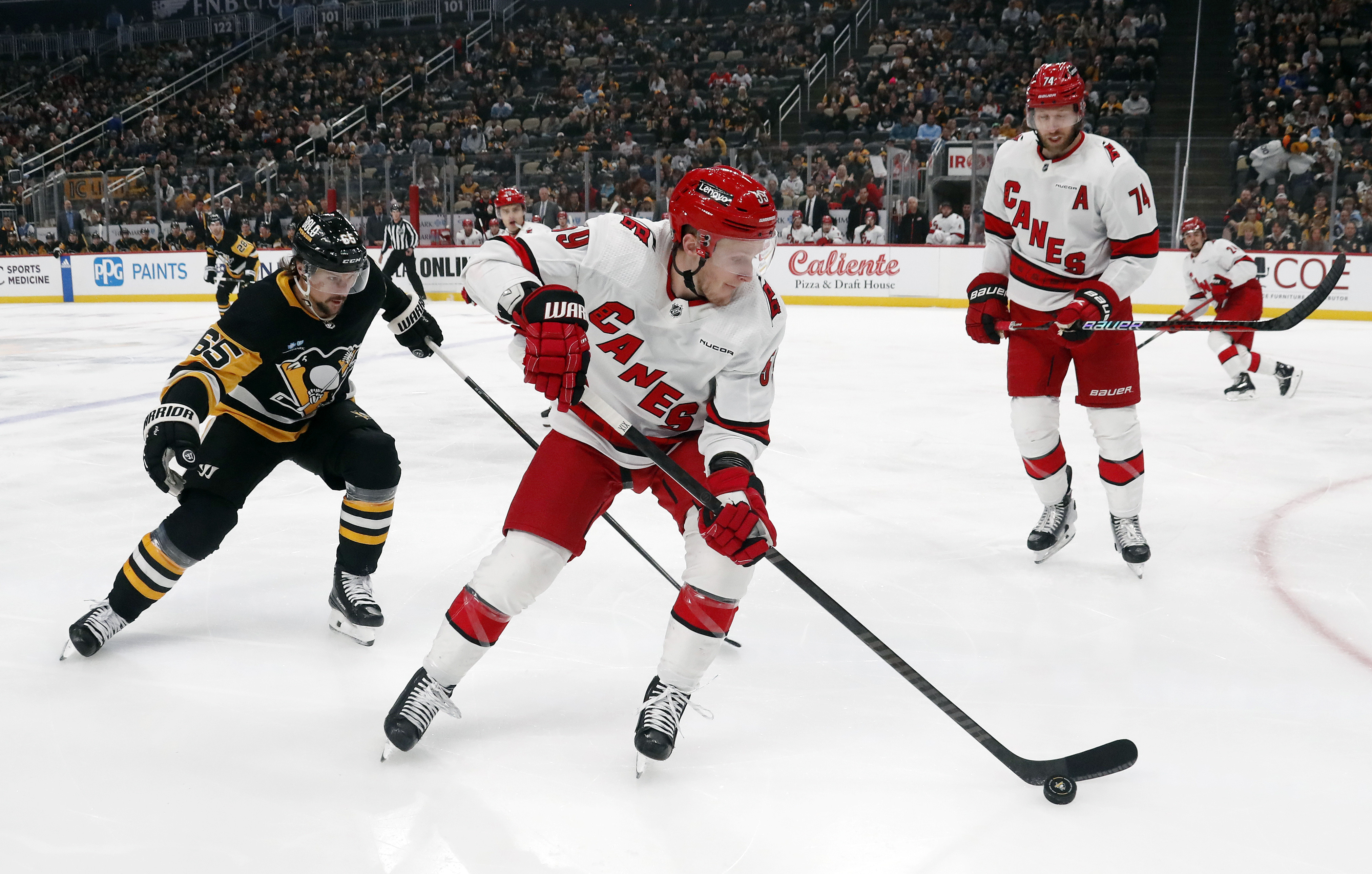 NHL Trade Grades: Lightning Sign Jake Guentzel After Deal With Hurricanes