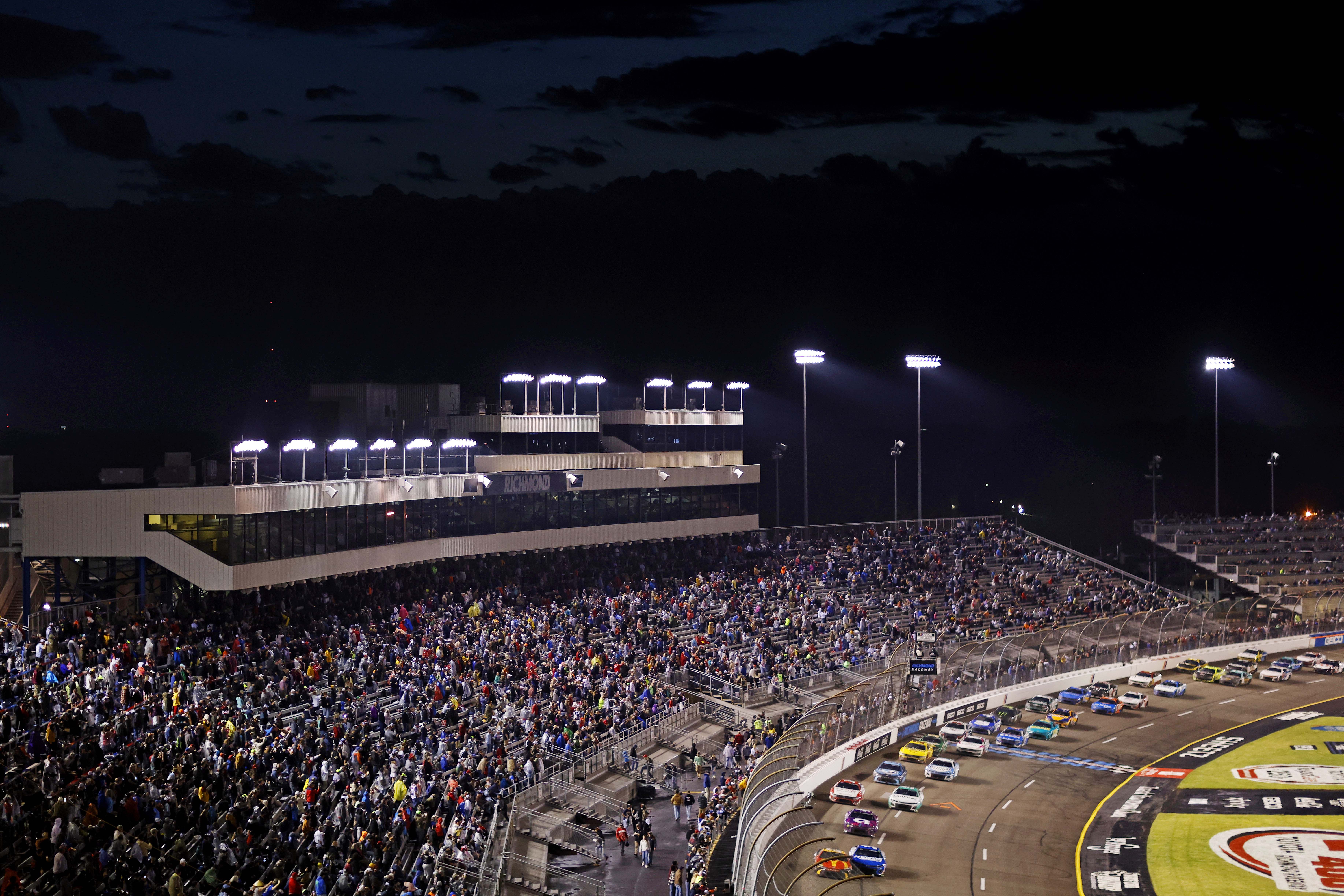 NASCAR: Toyota Owners 400