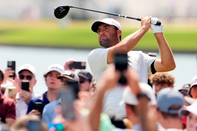 PGA Tour Championship 10 winners and losers on Moving Day, including