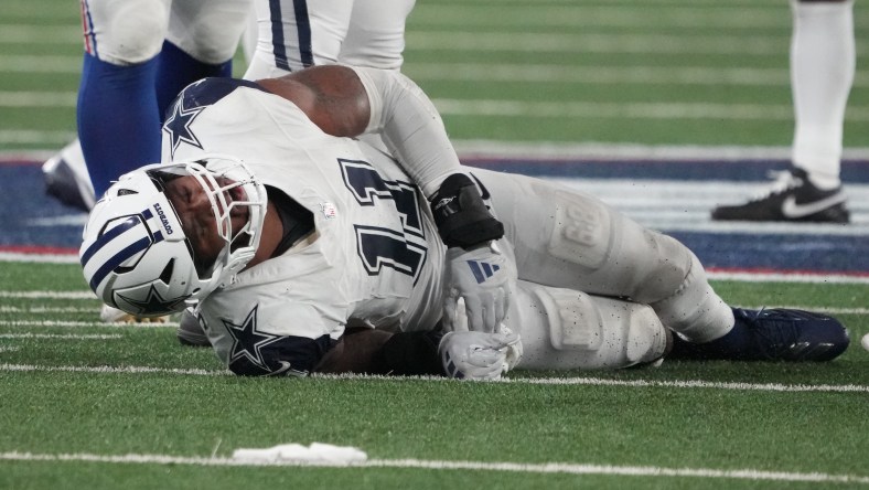 Dallas Cowboys’ Micah Parsons carted off, New York Giants’ Malik Nabers suffers concussion in Thursday night game