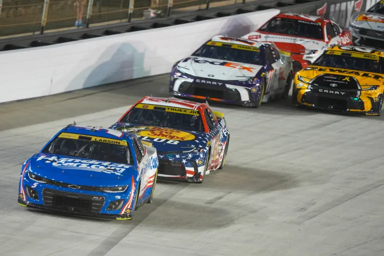 NASCAR: Bass Pro Shops Night Race