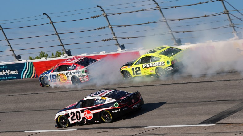 NASCAR: Cook Out Southern 500