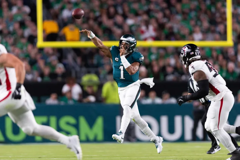 NFL: Atlanta Falcons at Philadelphia Eagles