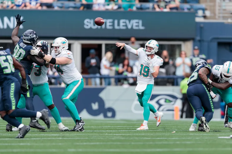 NFL: Miami Dolphins at Seattle Seahawks