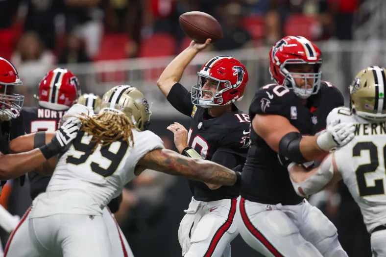 NFL: New Orleans Saints at Atlanta Falcons