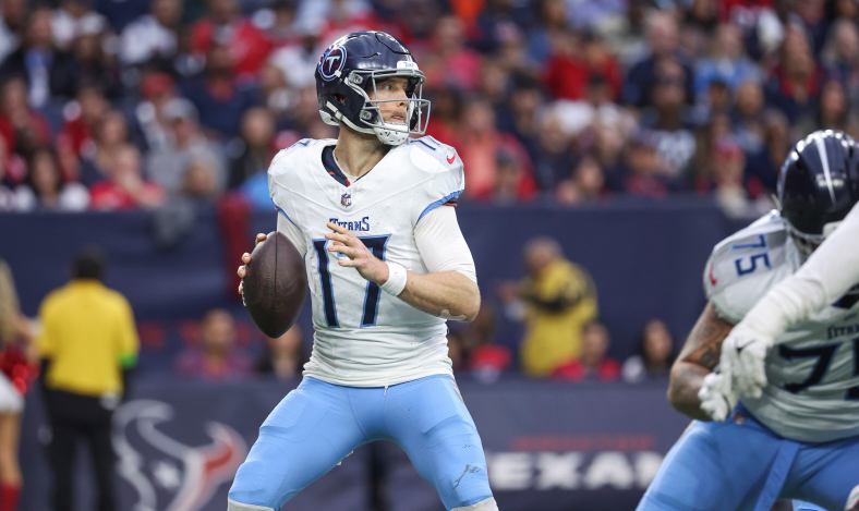 NFL: Tennessee Titans at Houston Texans