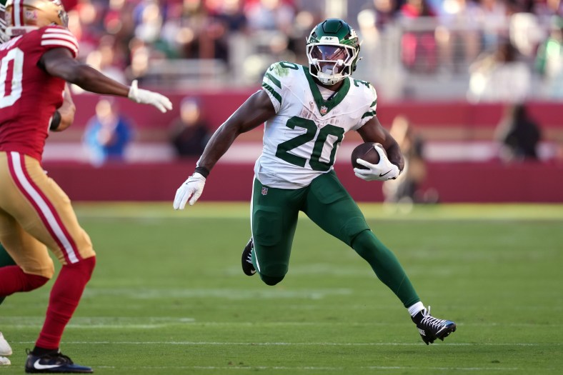 New York Jets Breece Hall against San Francisco 49ers