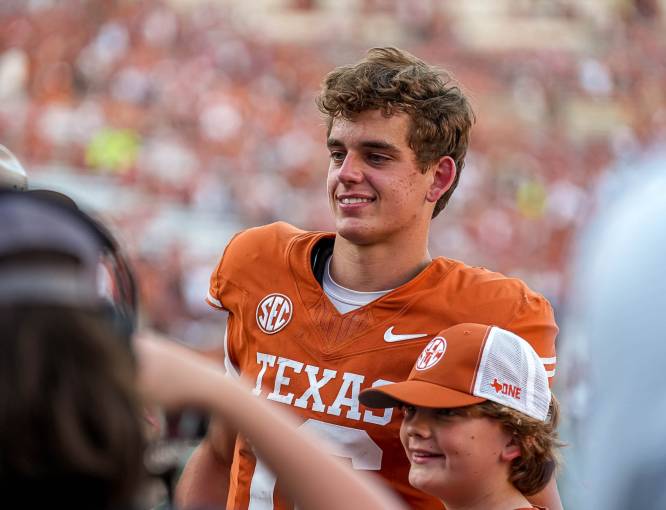 Texas still sticking with Quinn Ewers despite Arch Manning 2-0 record for No. 2 Longhorns