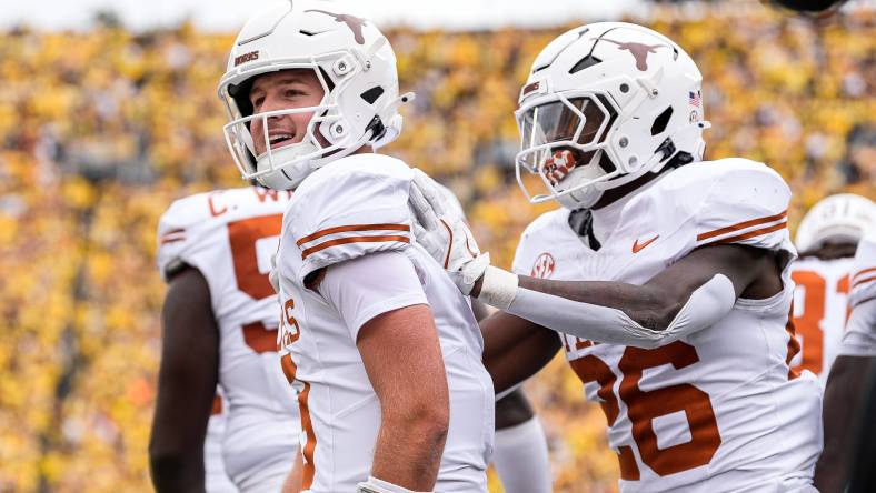 Texas quarterback Quinn Ewers