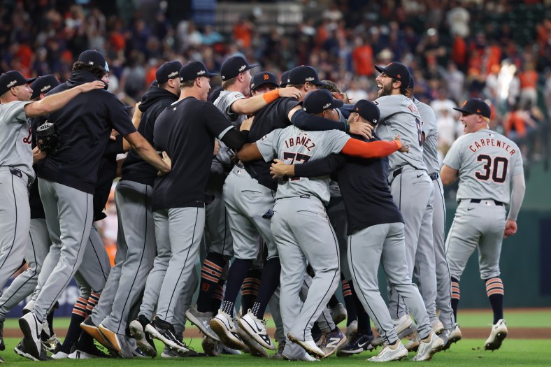 Biggest winners and losers from Day 2 of 2024 MLB playoffs