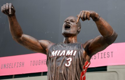 Dwyane Wade statue, Miami Heat