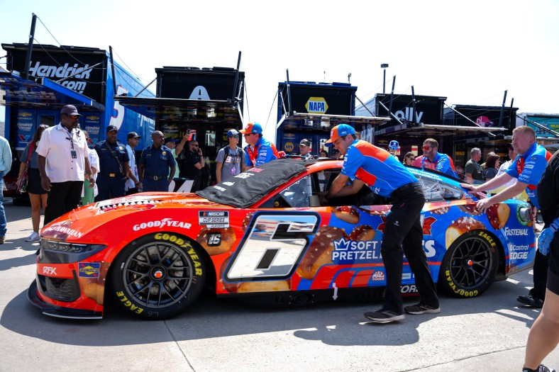 NASCAR: Quaker State 400 available at Walmart