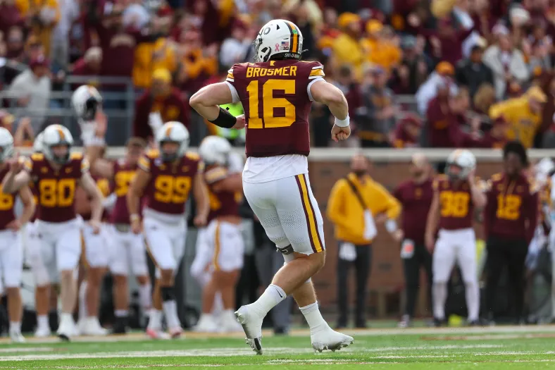 NCAA Football: Maryland at Minnesota