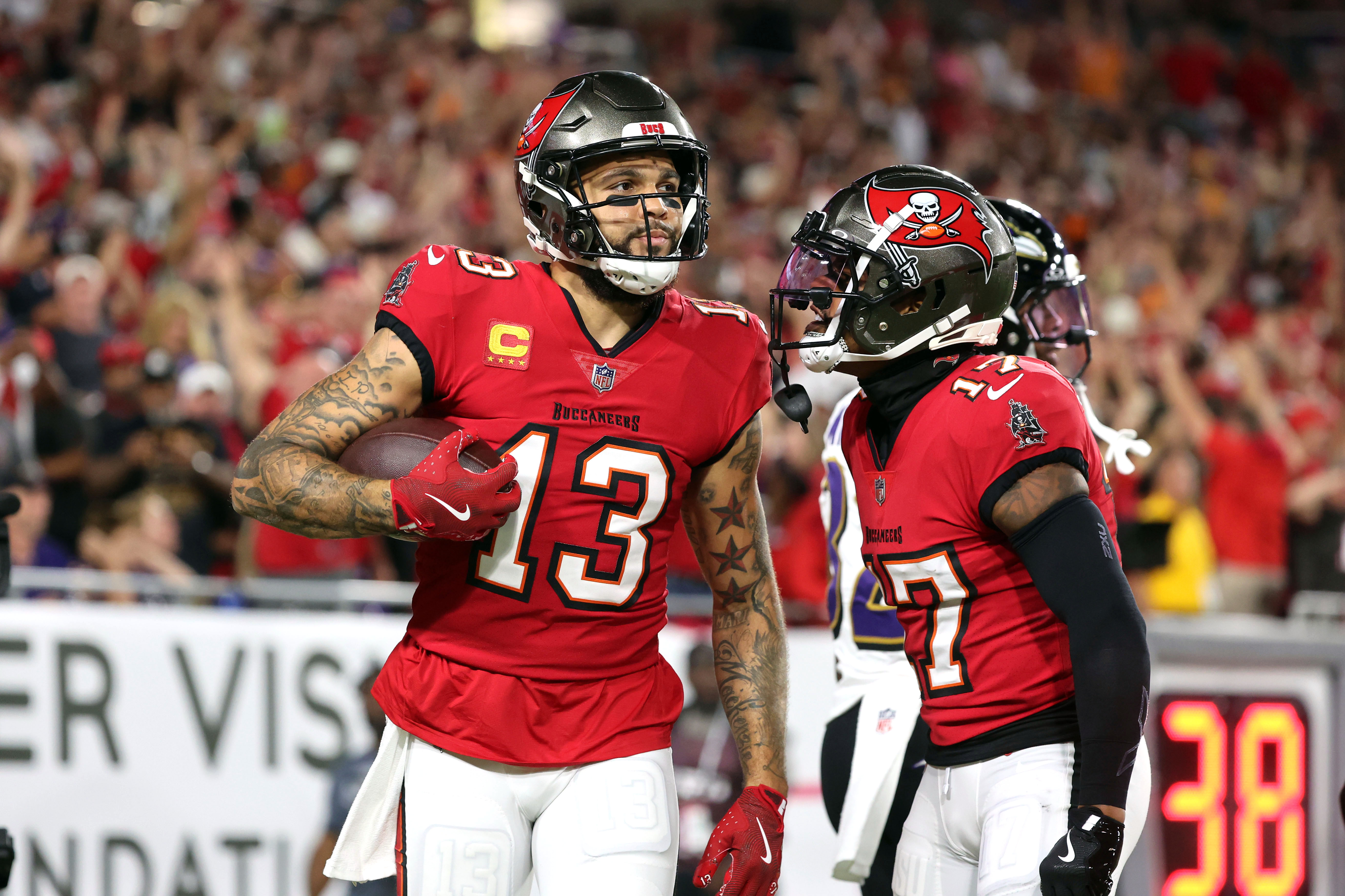 Tampa Bay Buccaneers insider offers murky update on Mike Evans injury