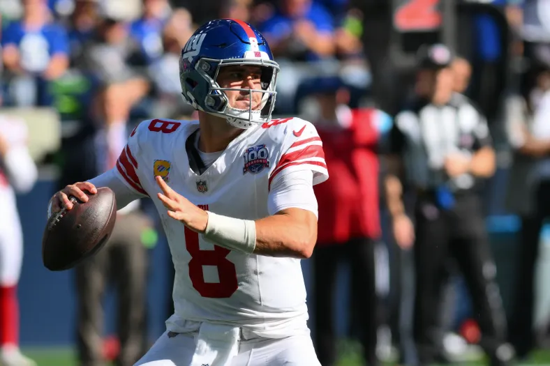 NFL: New York Giants at Seattle Seahawks