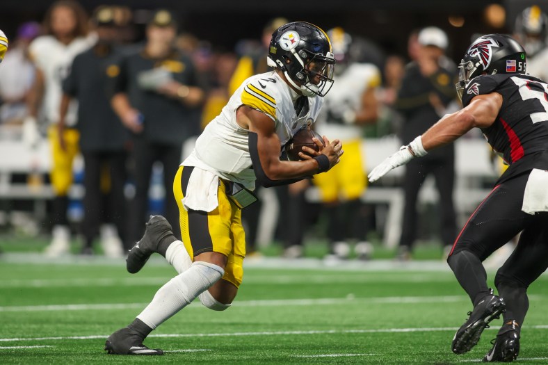 NFL: Pittsburgh Steelers at Atlanta Falcons