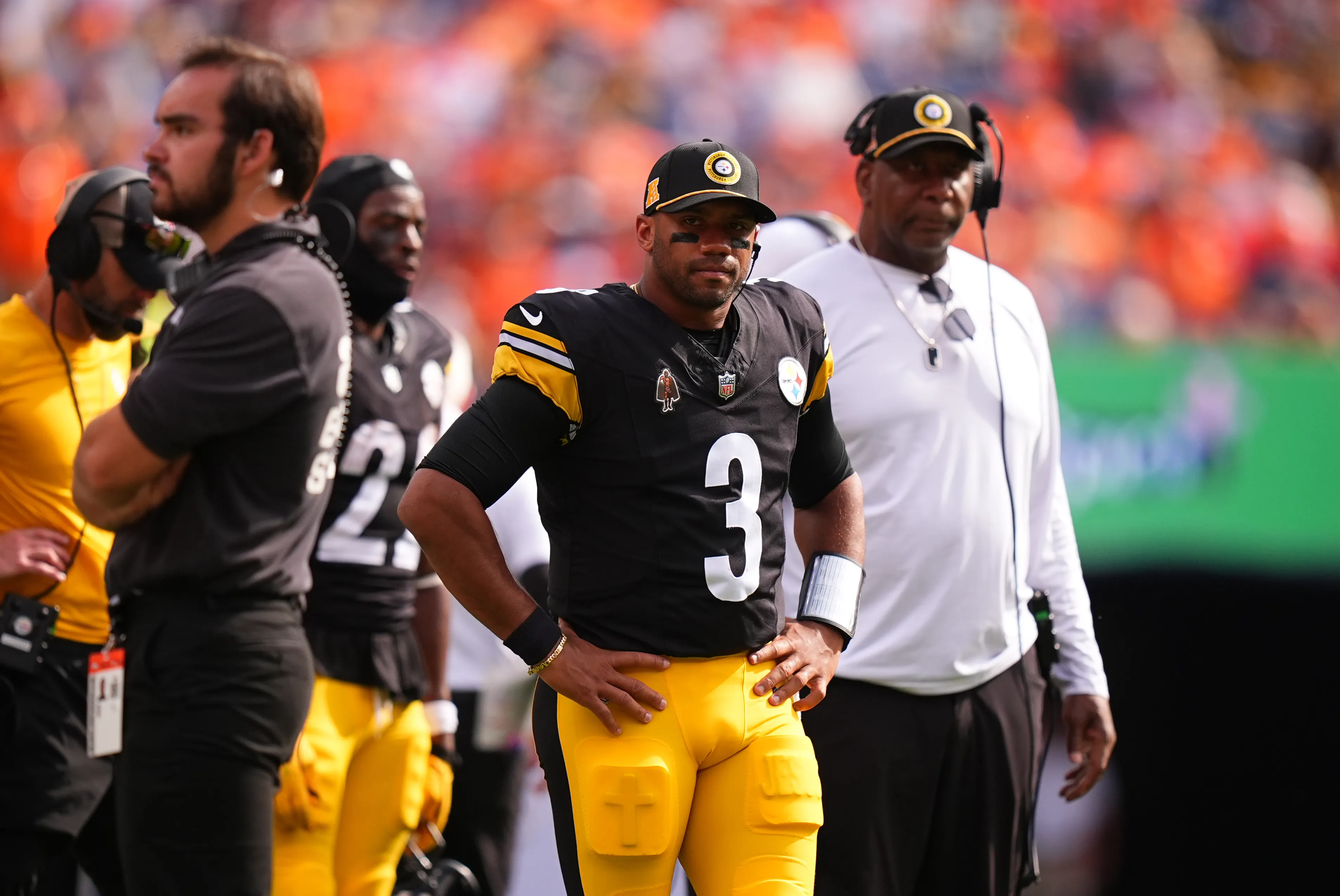 Pittsburgh Steelers make QB change with Russell Wilson in Week 6