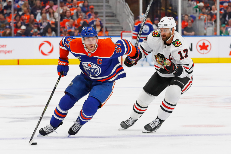 NHL: Chicago Blackhawks at Edmonton Oilers