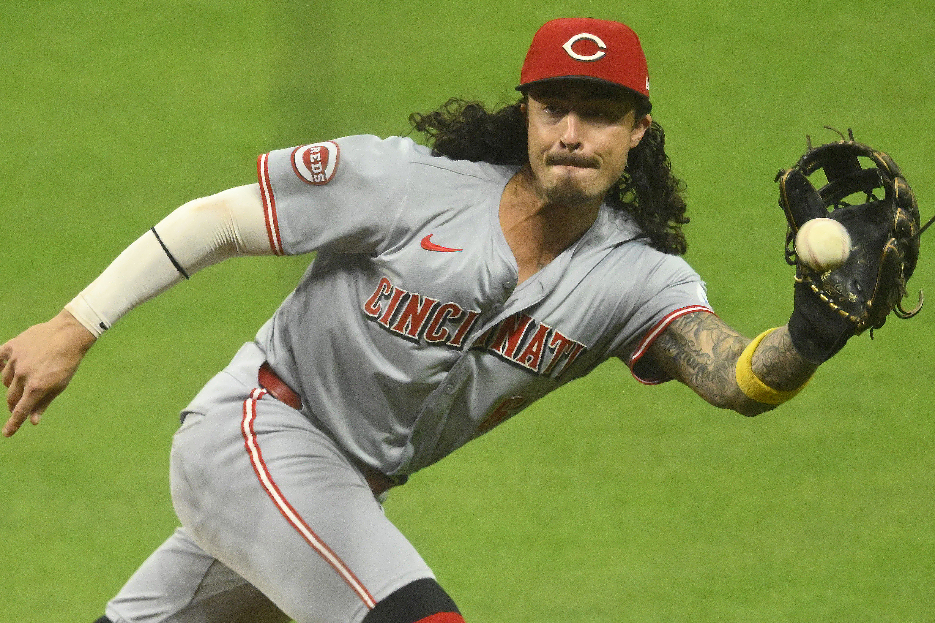 MLB insider refers to big Cincinnati Reds-Kansas City Royals trade involving former Rookie of the Year as ‘weird’