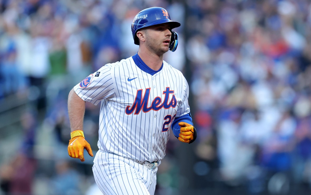 New York Mets insider boldly predicts Pete Alonso replaced in blockbuster trade by 4-time All-Star from AL