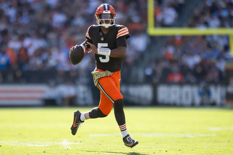 NFL: Los Angeles Chargers at Cleveland Browns