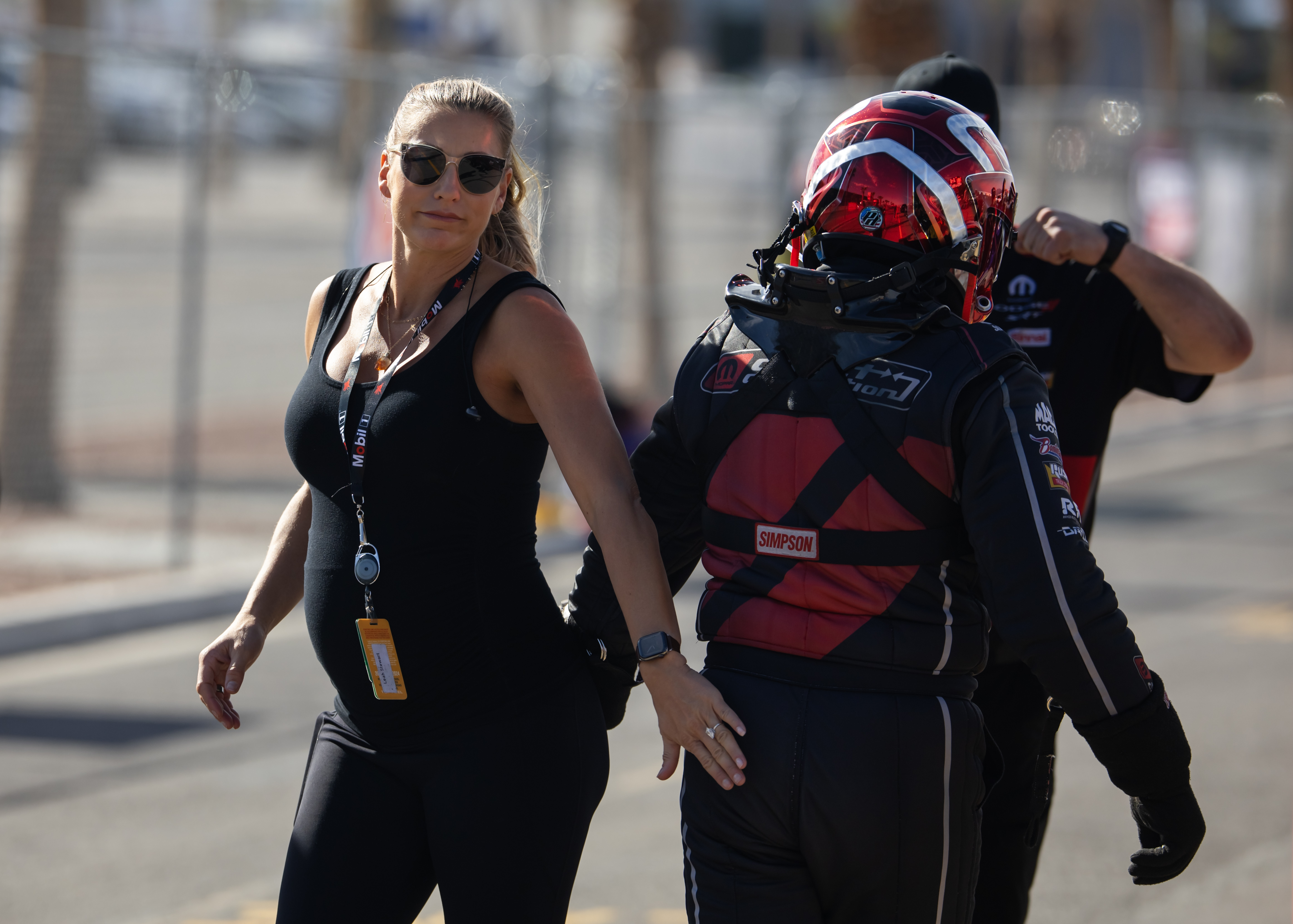 Racers Tony Stewart, Leah Pruett are now parents