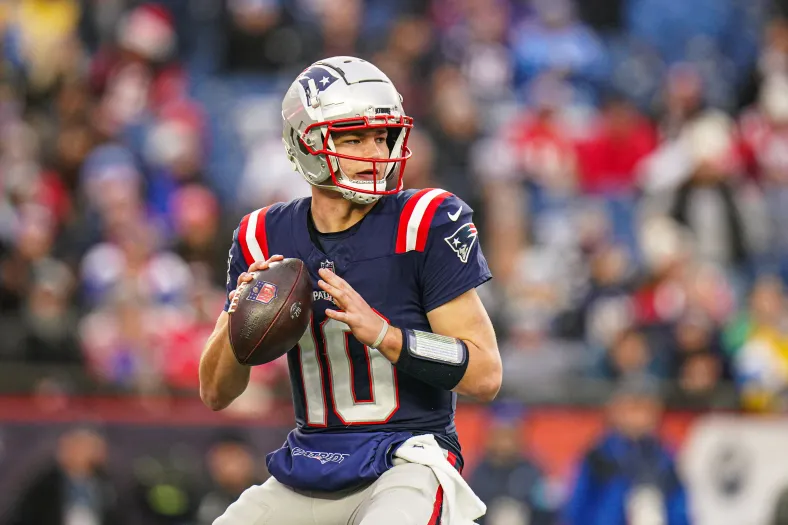 NFL: Los Angeles Chargers at New England Patriots