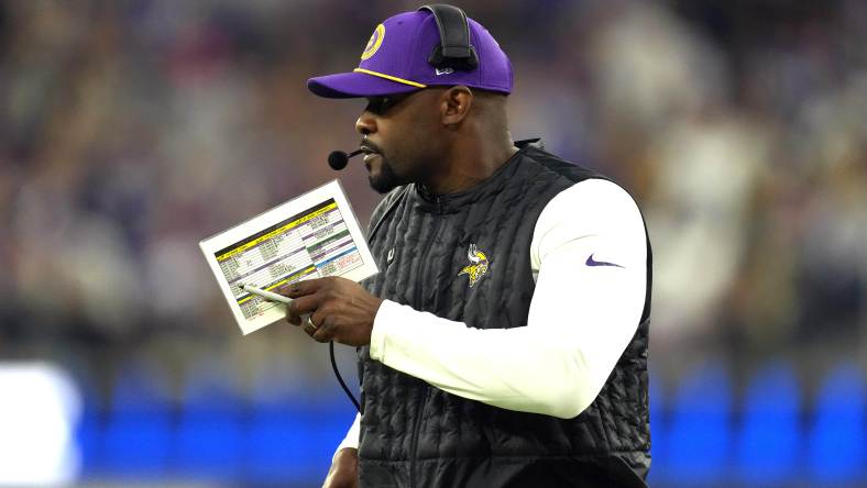 Minnesota Vikings, Brian Flores