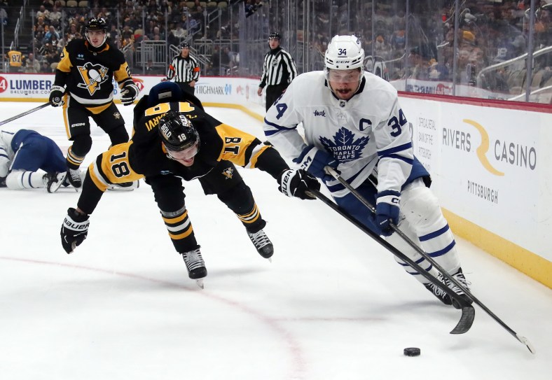 NHL: Toronto Maple Leafs at Pittsburgh Penguins