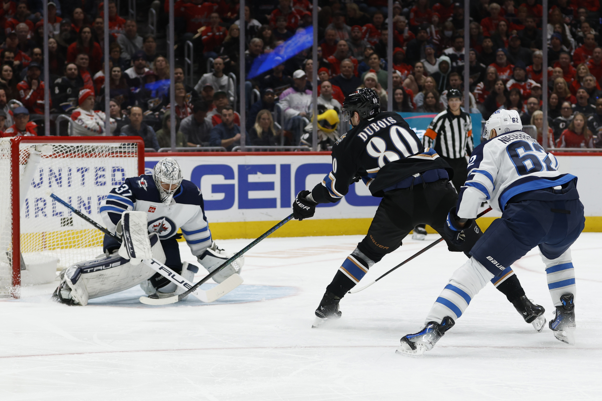 NHL: Winnipeg Jets at Washington Capitals