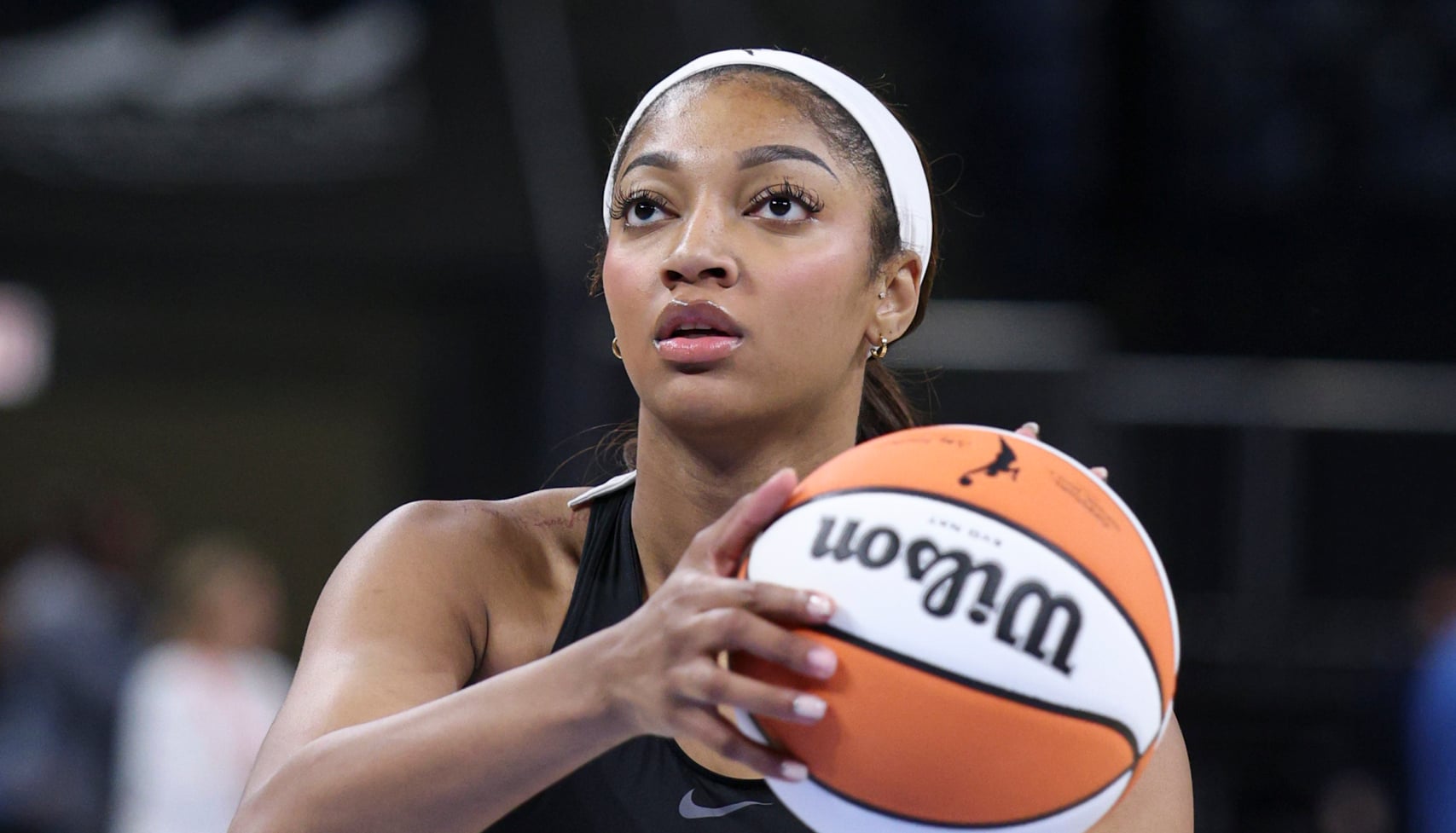 https://sportsnaut.com/wp-content/uploads/2025/05/WNBA-Preseason-Minnesota-Lynx-at-Chicago-Sky-26106631-scaled-e1747235467515.jpg