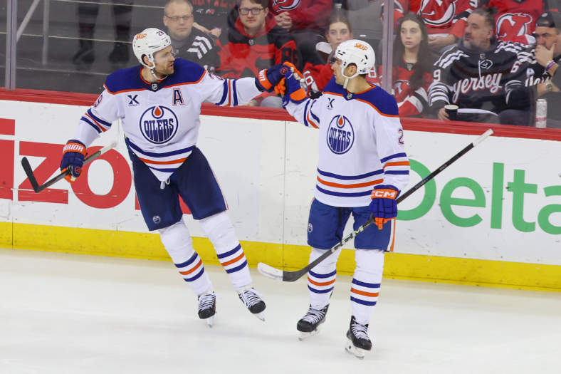 NHL: Edmonton Oilers at New Jersey Devils