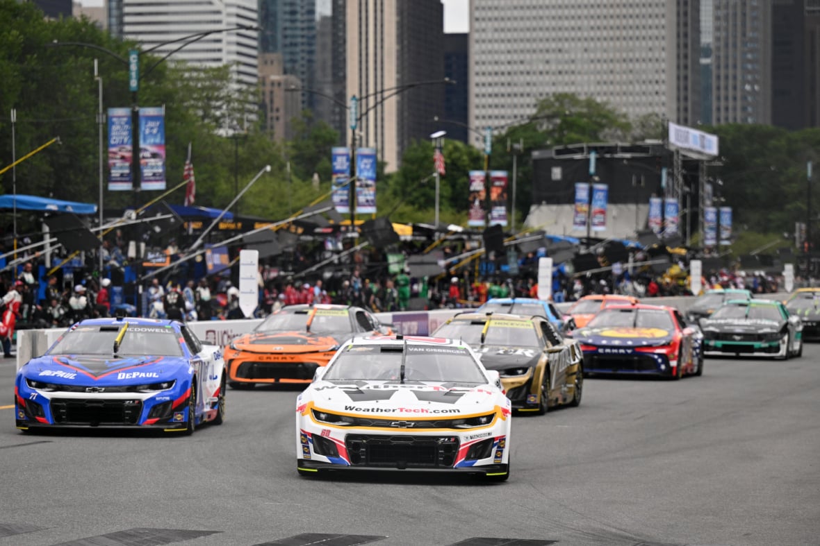 https://sportsnaut.com/wp-content/uploads/2025/07/NASCAR-Grant-Park-165-26595121-1180x787.jpg