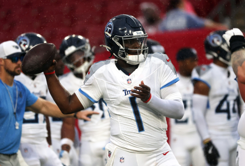 NFL: Tennessee Titans at Tampa Bay Buccaneers