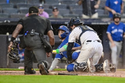 MLB: Bo Bichette, Toronto Blue Jays, injured in collision at the plate vs. New York Yankees