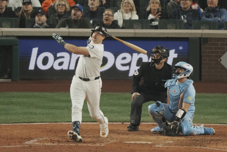 Seattle Mariners catcher Cal Raleigh