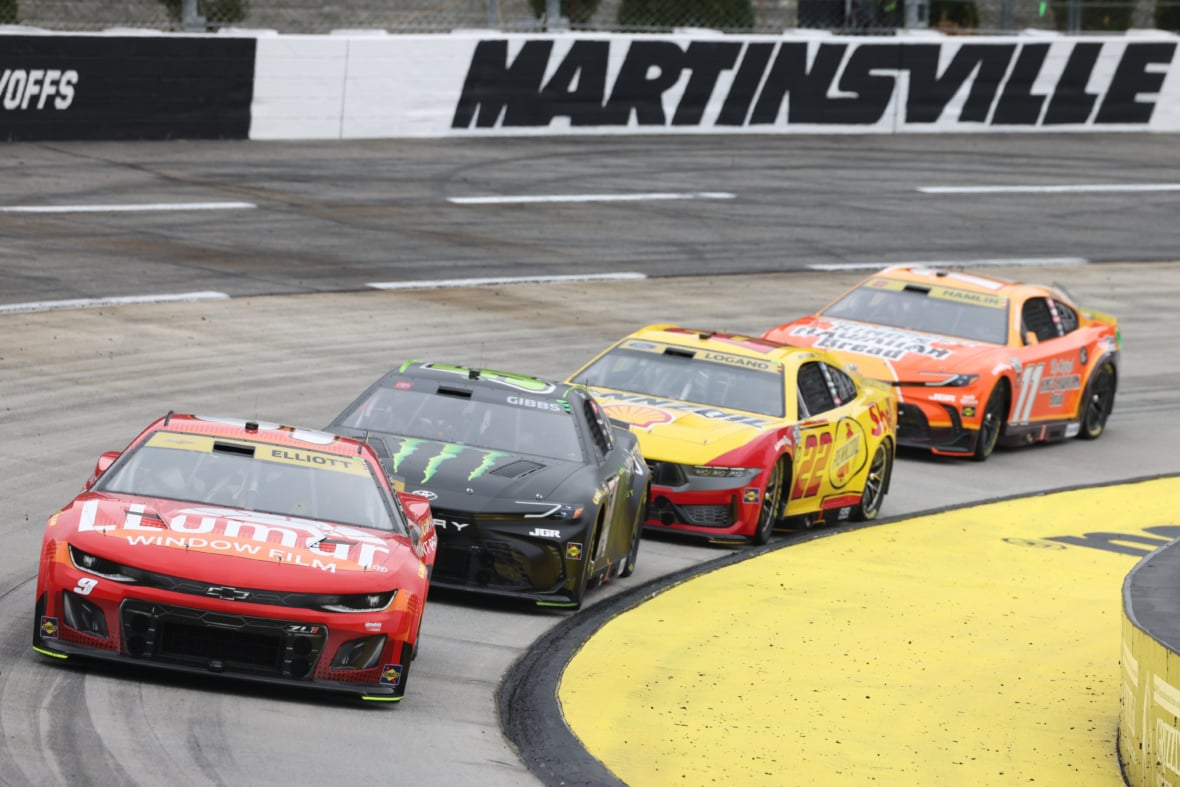 https://sportsnaut.com/wp-content/uploads/2025/10/NASCAR-NASCAR-Cup-Series-Playoff-Race-at-Martinsville-27425563-1180x787.jpg
