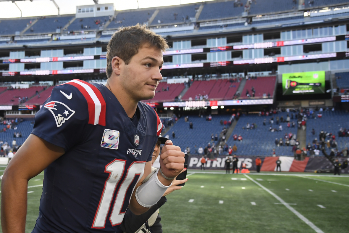 NFL: Cleveland Browns at New England Patriots