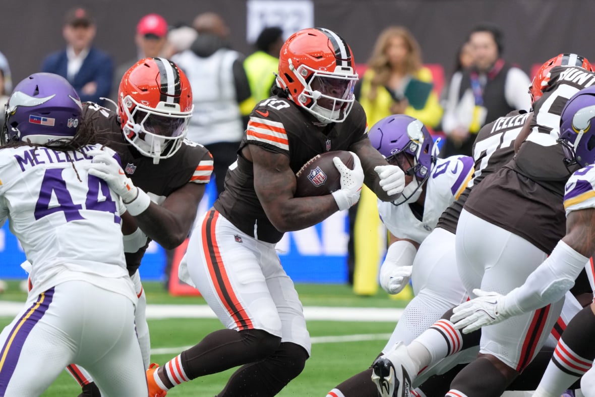 https://sportsnaut.com/wp-content/uploads/2025/10/NFL-London-Games-Minnesota-Vikings-at-Cleveland-Browns-27268935-1180x787.jpg