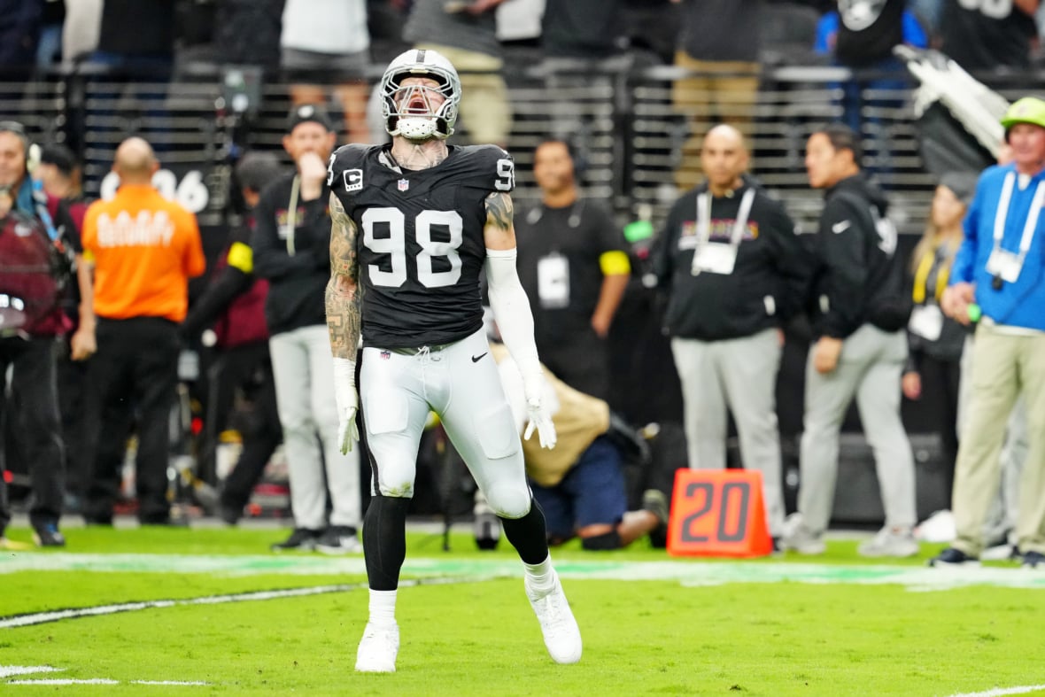https://sportsnaut.com/wp-content/uploads/2025/10/NFL-Tennessee-Titans-at-Las-Vegas-Raiders-27310623-2-1180x787.jpg