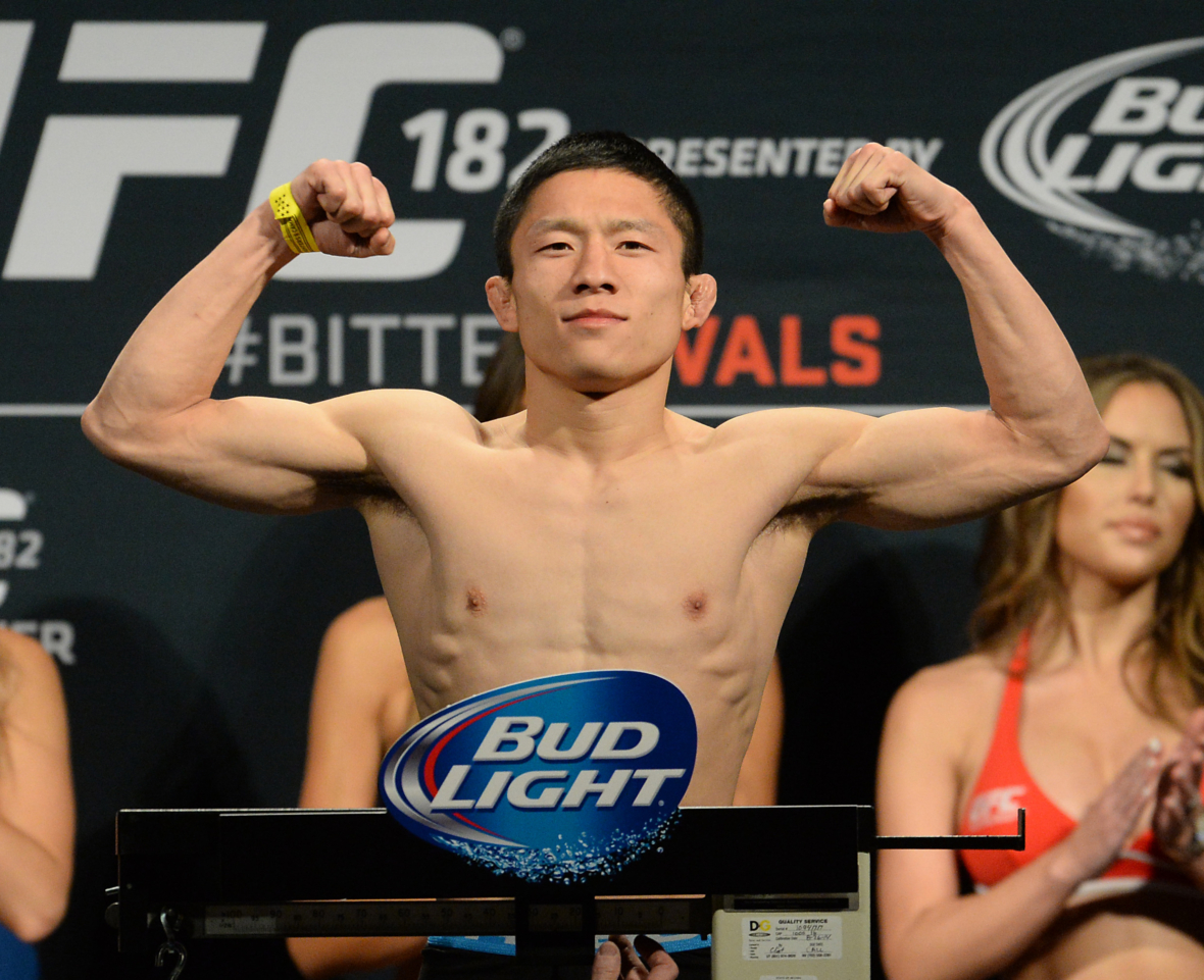 MMA: UFC 182-Jones vs Cormier-Weigh Ins