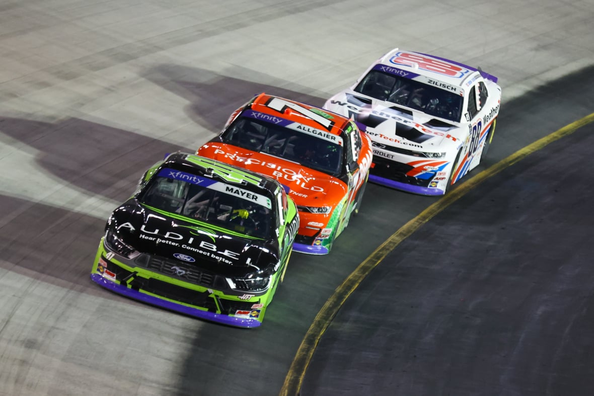 https://sportsnaut.com/wp-content/uploads/2025/11/NASCAR-Xfinity-NASCAR-Xfinity-Series-Playoff-Race-at-Bristol-27063756-1180x787.jpg