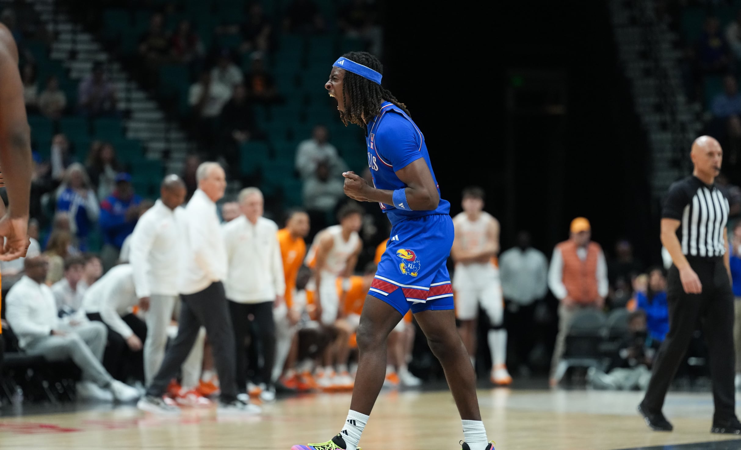 sportsnaut.com - Jason Burgos - Updated Men's College Basketball Rankings: Kansas is Back After Big Week (Nov. 28, 2025)