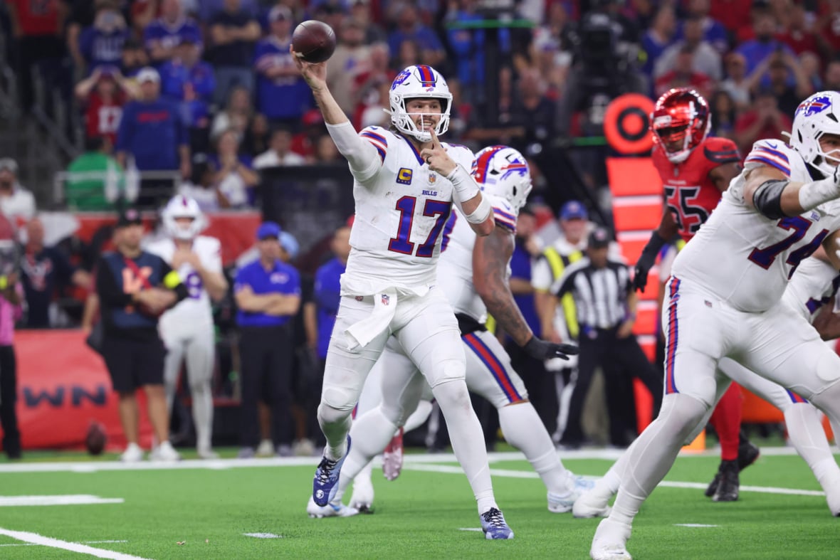 https://sportsnaut.com/wp-content/uploads/2025/11/NFL-Buffalo-Bills-at-Houston-Texans-27641028-1180x787.jpg