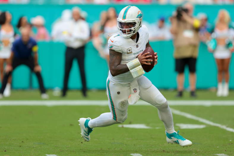 NFL: Buffalo Bills at Miami Dolphins