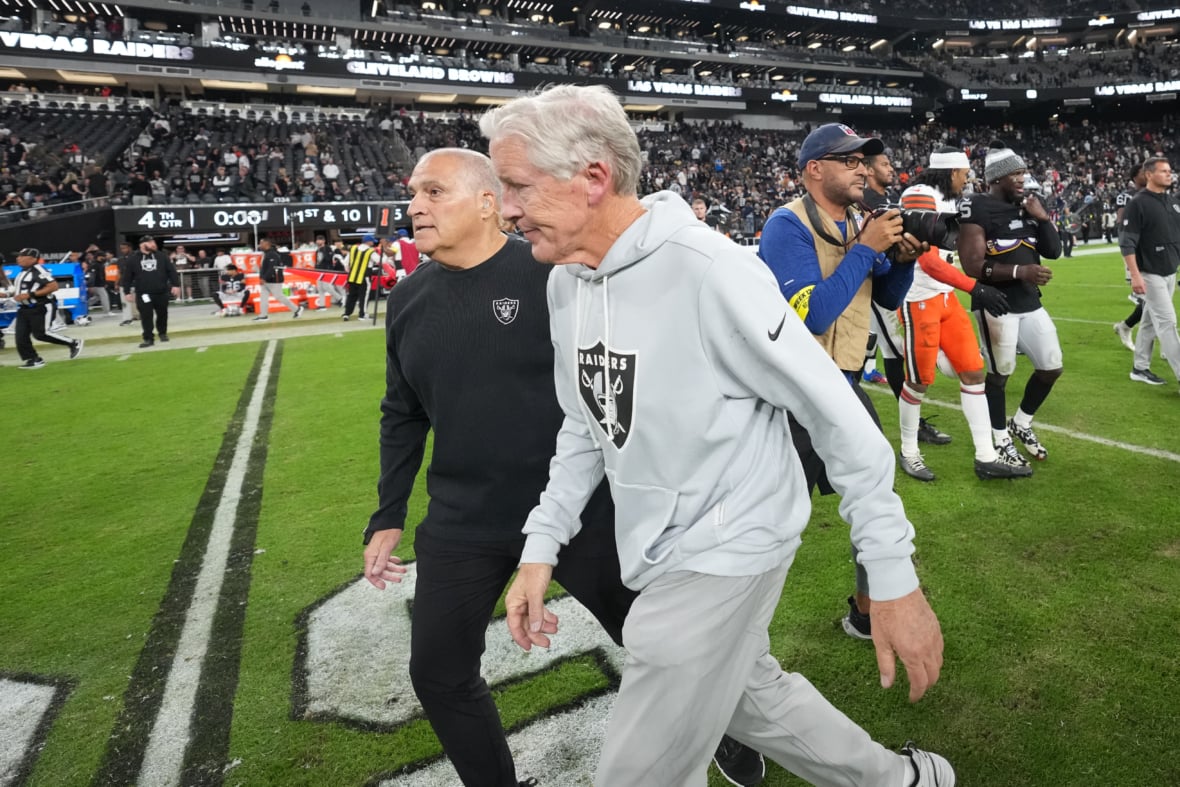 https://sportsnaut.com/wp-content/uploads/2025/11/NFL-Cleveland-Browns-at-Las-Vegas-Raiders-27666794-1180x787.jpg
