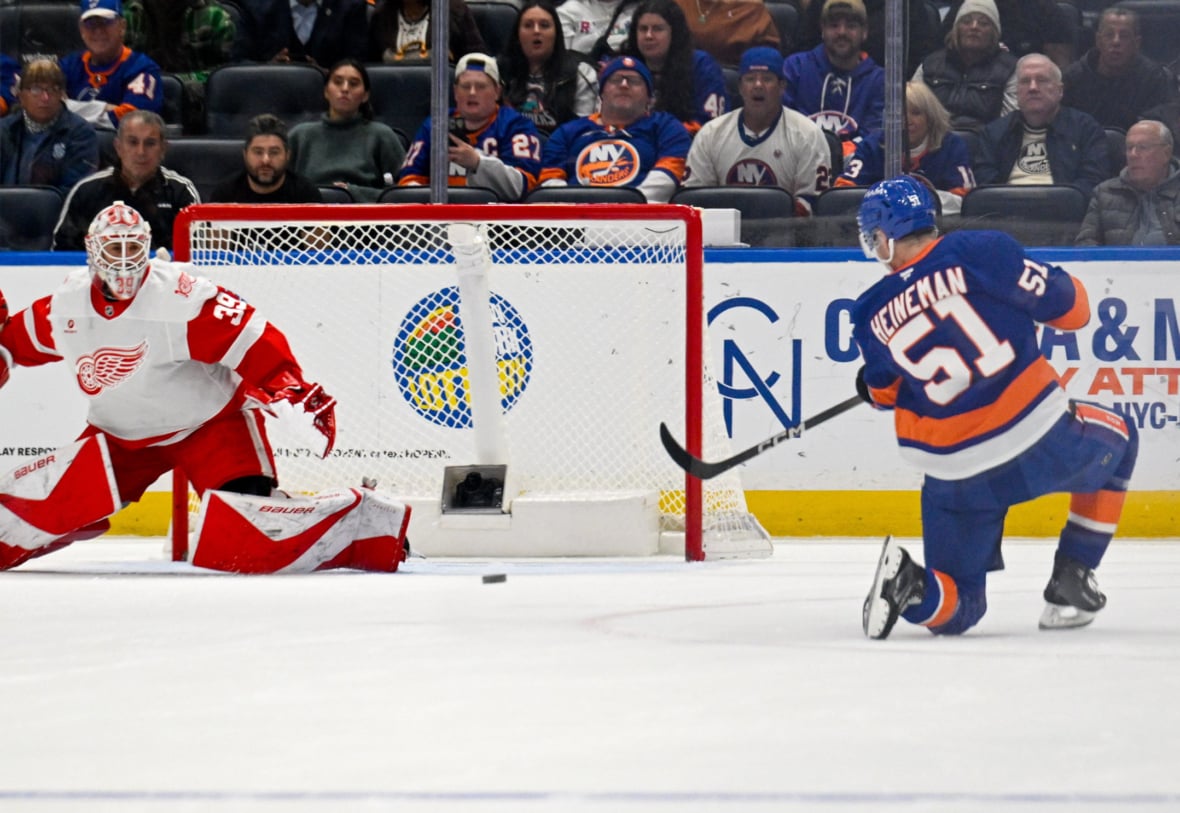https://sportsnaut.com/wp-content/uploads/2025/11/NHL-Detroit-Red-Wings-at-New-York-Islanders-27400476-scaled-e1762974823738-1180x813.jpg