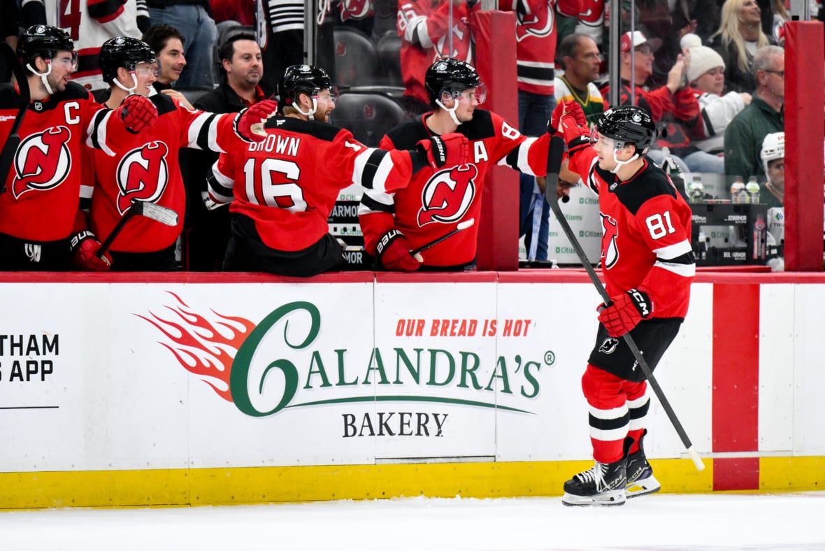 https://sportsnaut.com/wp-content/uploads/2025/11/NHL-Minnesota-Wild-at-New-Jersey-Devils-27393256-1180x788.jpg